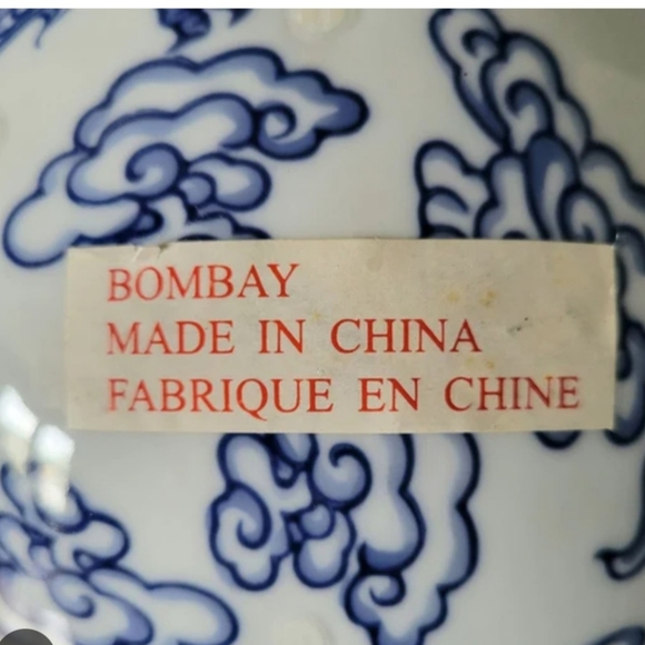 NWT AUTHENTIC GENUINE BLUE AND WHITE LARGE BOWL ON STAND BOMBAY & COMPANY - Picture 2 of 5